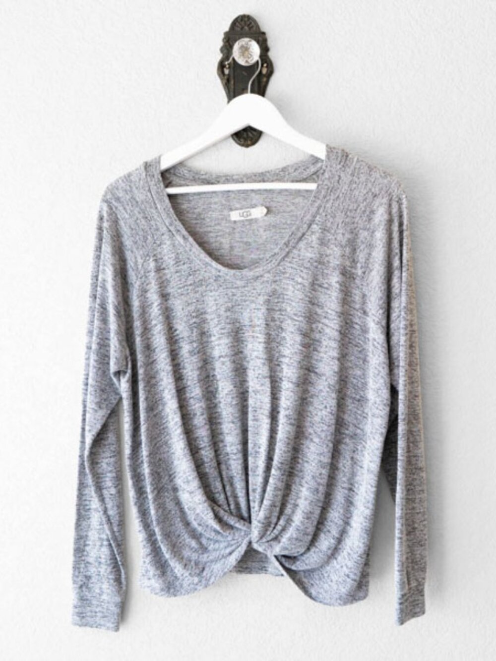 UGG Gray Twist Front Top Medium Long Sleeve Soft Lounge Casual Knit Shirt